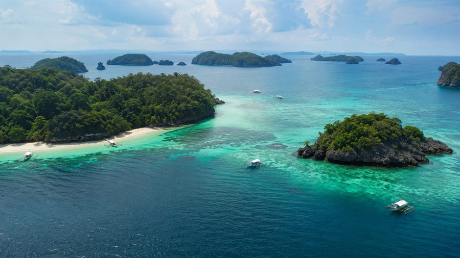 Vue aérienne de l'archipel des Philippines, mer turquoise