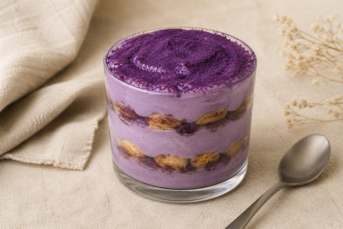 Tiramisu à l'ube en verrine, couches violettes